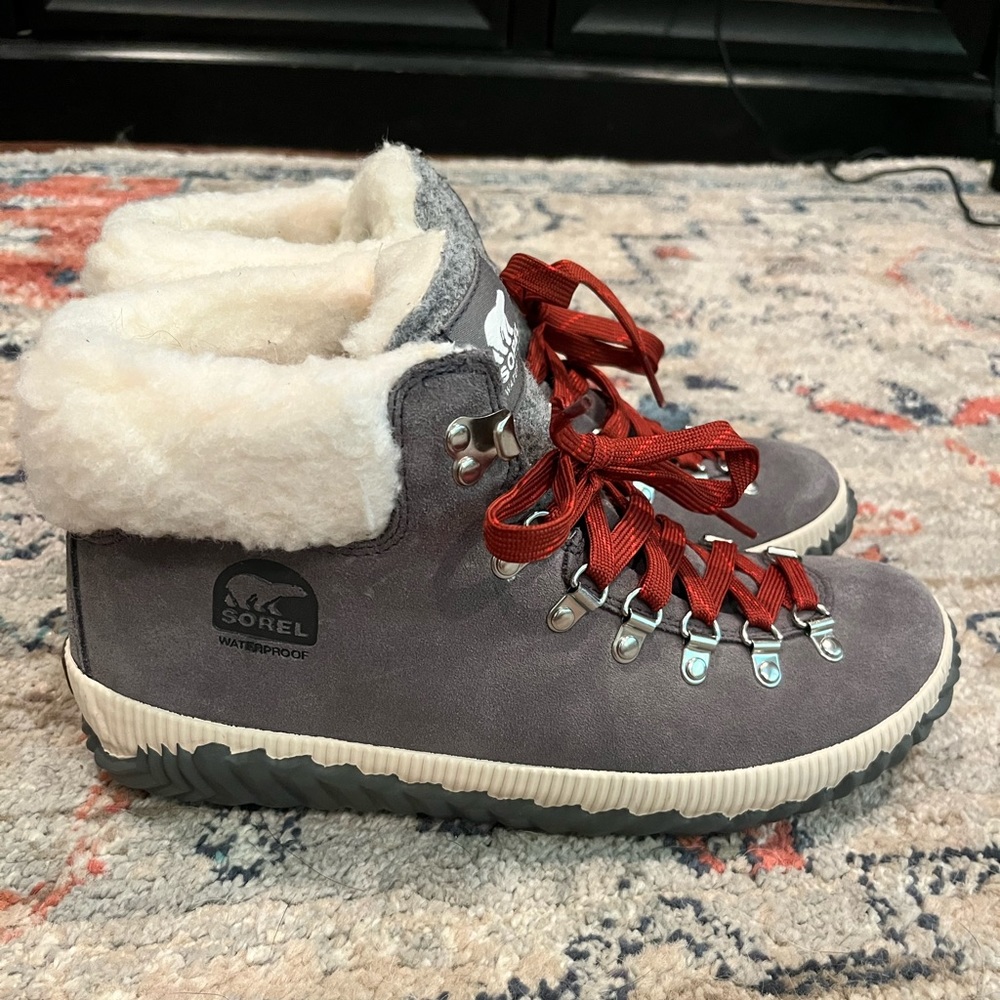 Brand new Sorel boots
